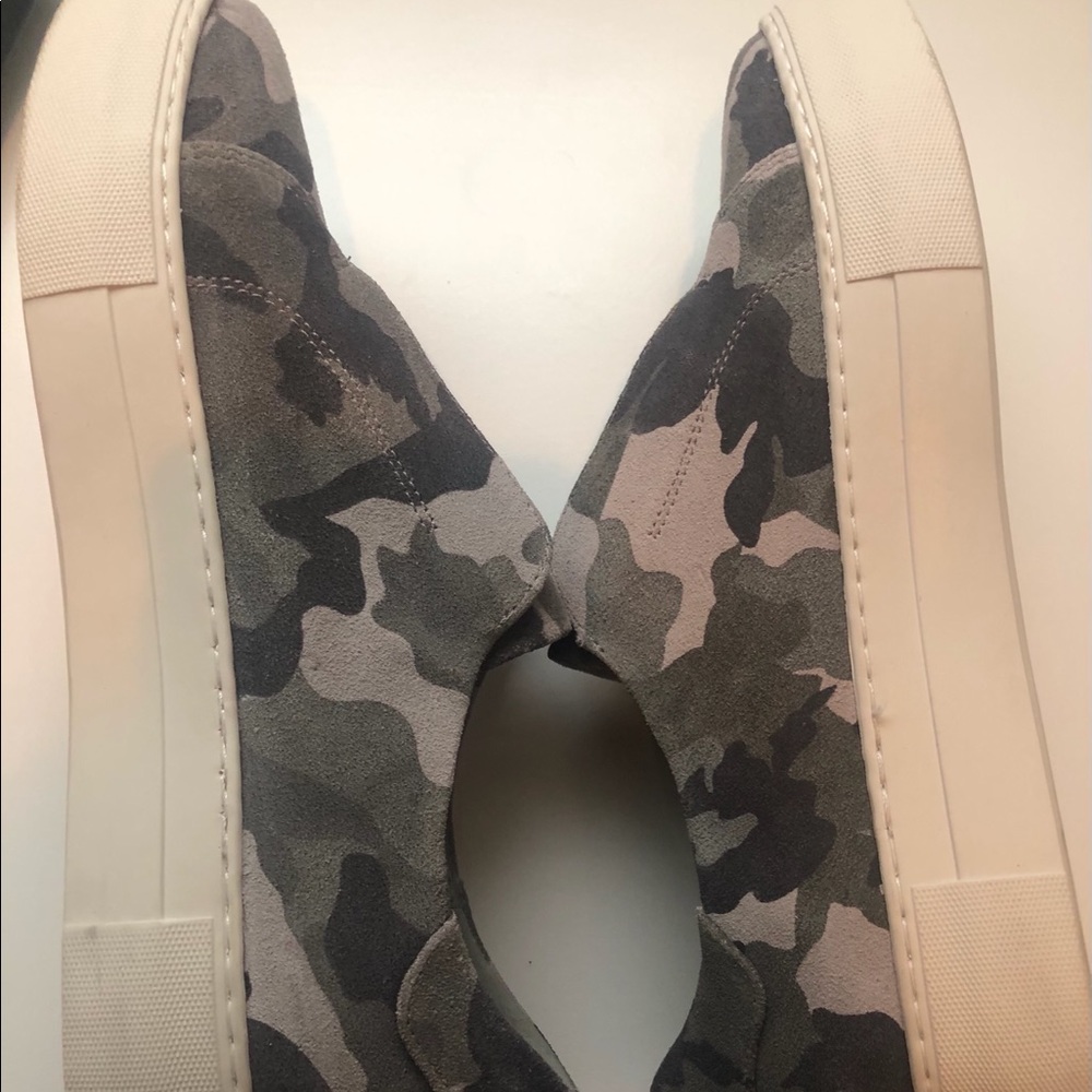 J Slides Grey Camo Alara Suede Slides - image 4